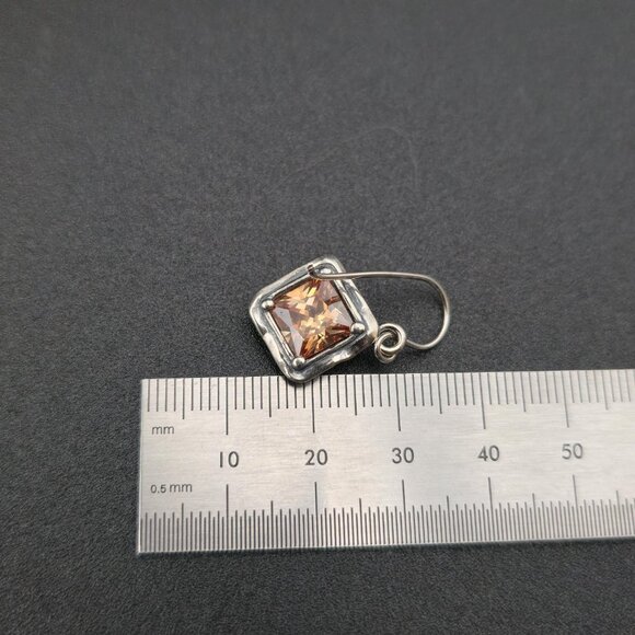 Sterling Silver Quality Cubic Zirconia Brown Earrings A7011 - Picture 7 of 8